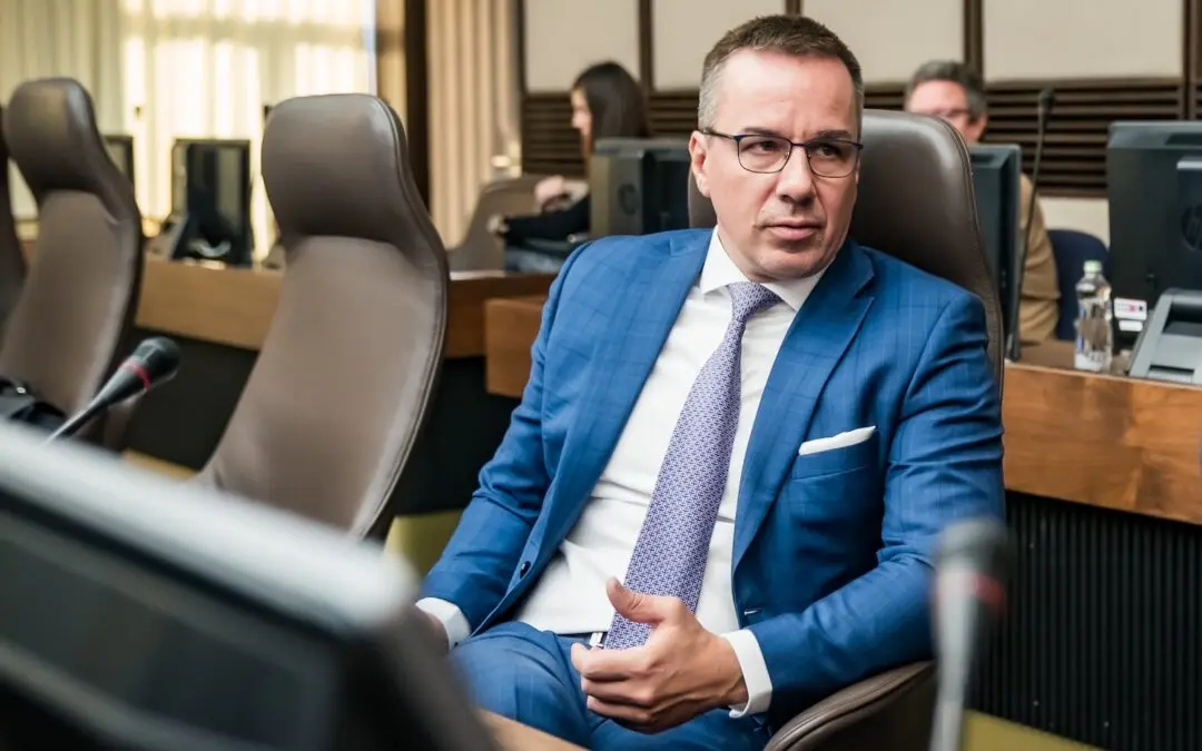Erik Tomáš ide prepočítať dôchodky. Mnohí si prilepšia až o 200 eur, no ministerstvo musí doriešiť detaily